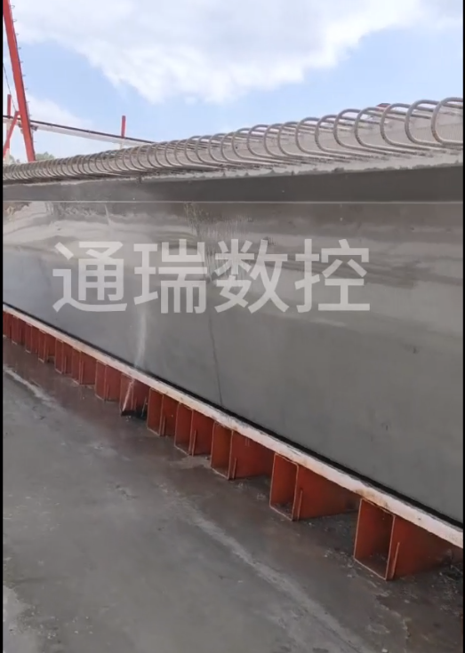 通瑞數(shù)控服務(wù)-清花高速三標(biāo)